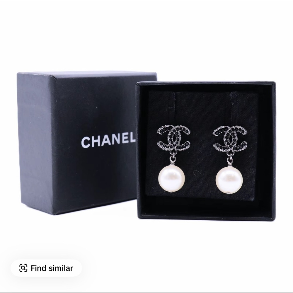 CHANEL Black CC Logo Pearl Drop Earrings